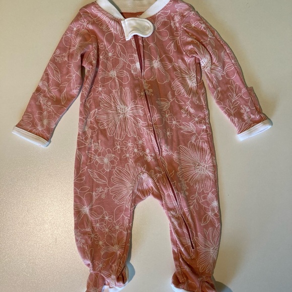 The Honest Company Pink Floral Kids Footie - Picture 1 of 3